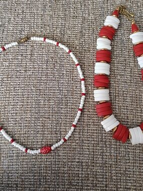 Avon Red and White Stacked Bead Necklace Set